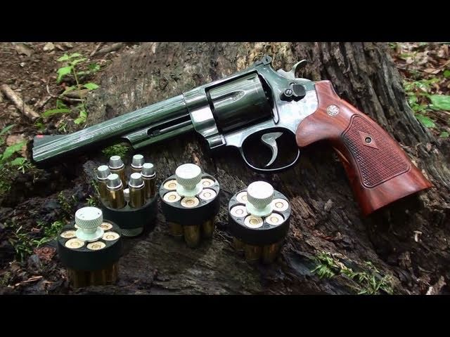 SMITH & WESSON 44 MAGNUM (CLOSE UP POV) - YouTube