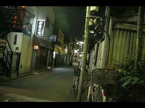 The back streets of Shinjuku Tokyo - YouTube