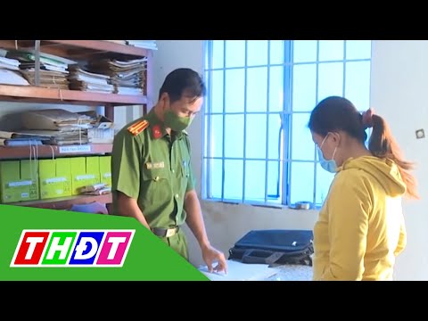 Video Vĩnh Long: Bắt con bạc nữ đang đánh bài, phát hiện... - youtube