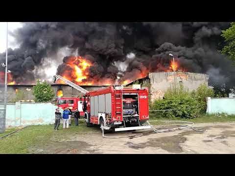 04.05.2019 - Pożar w Bierutowie - Kolejny raz płonie dawny Bieramot