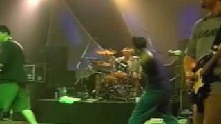 Lagwagon - Everything Turns Grey (Live &#39;98)