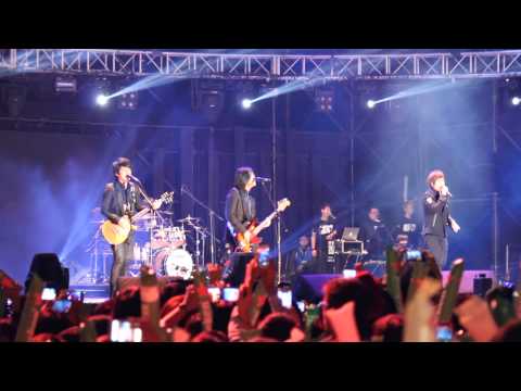 2014 高雄夢時代跨年演唱會 五月天-擁抱