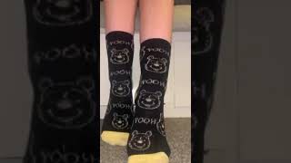 Sexy feet...who wants to see more😉