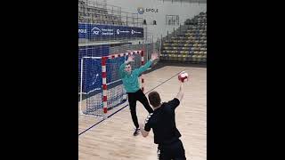 🔥🎯🤾‍♂️#Handball Roulette - Rosca Left Wing Player 📽 by @HandballVideos