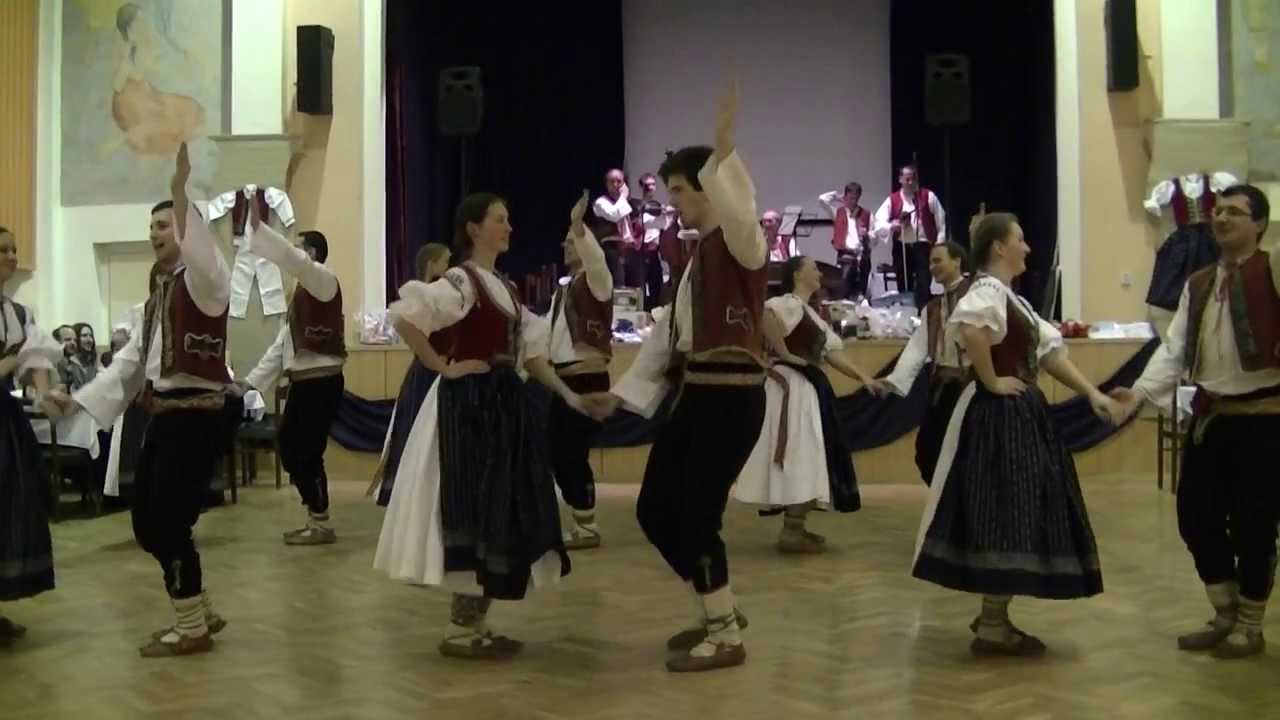 Valašské točené v podání souboru Sedmikvítek :)