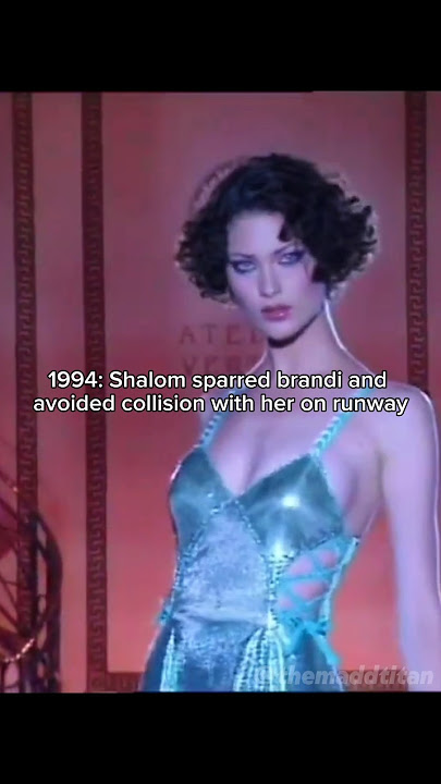 Shalom Harlow and brandi Quinones for Versace #shorts #shalomharlow #90s #runway #fashion