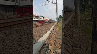 Kereta Api Batavia #keretaapi #keretaapiindonesia #huntingkereta #batavia #bekasitimur #railway