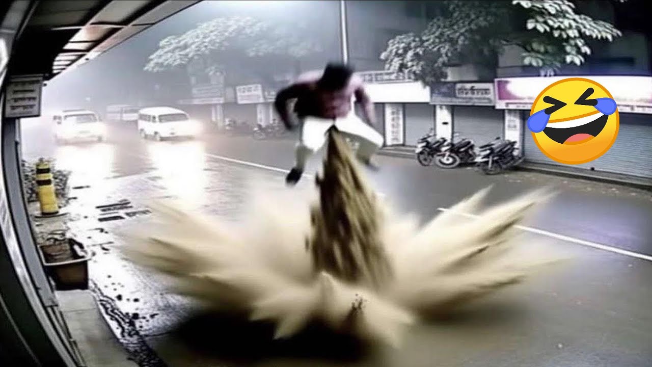 ⁣TRY NOT TO LAUGH 😆 Best Funny Videos Compilation 😂😁😆 Memes PART 226