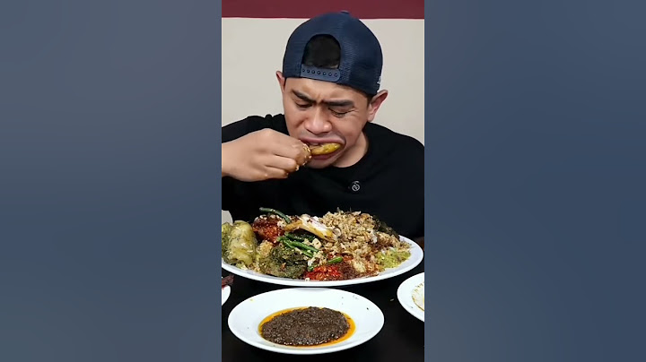 mukbang at stall taburai praz teguh #streetfoods #shortvideo #reels