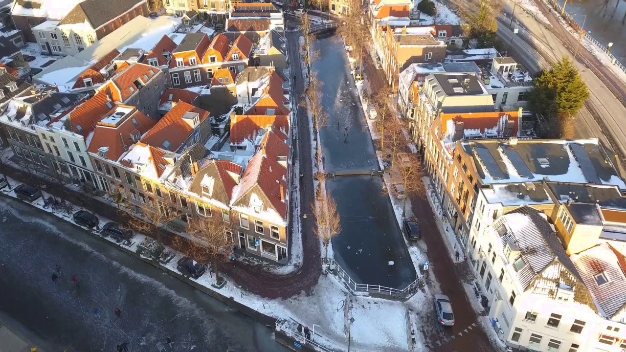 FROZEN Delft.   Joy of Winter on canals.