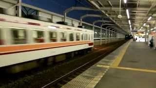 東武6050系　松原団地駅通過