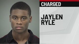 Man formally charged for murder of teen inside Penn Station sub shop