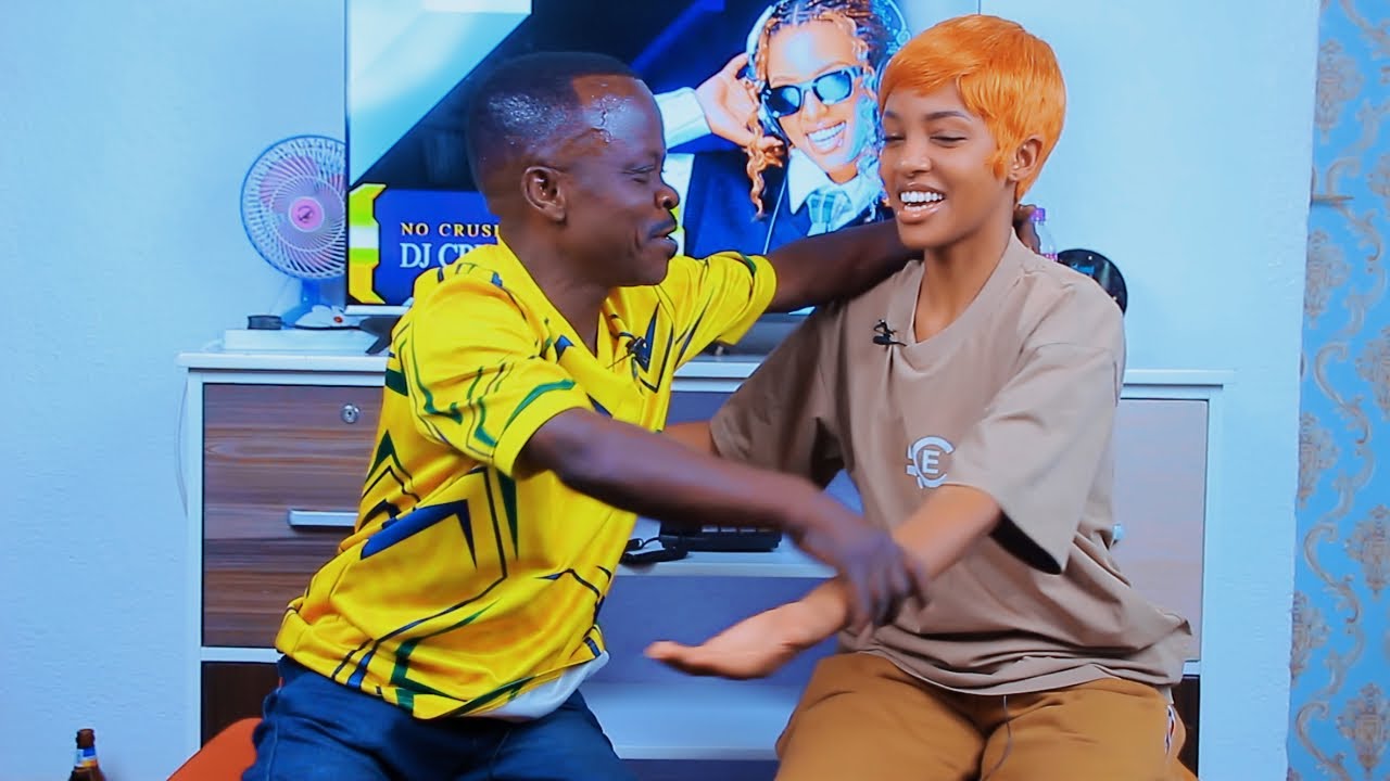 NZOVU arambonye arampobera twari dukumburanye umvukunu avuze respect😂YAKA yanyimye amadorari 