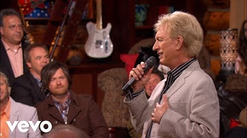 Bill & Gloria Gaither - Remind Me, Dear Lord [Live] ft. Terry Blackwood