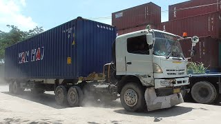 Sibuk ❗| Truck Pengangkut Kontainer Di Sekitaran Pelabuhan Tanjung Emas Semarang•