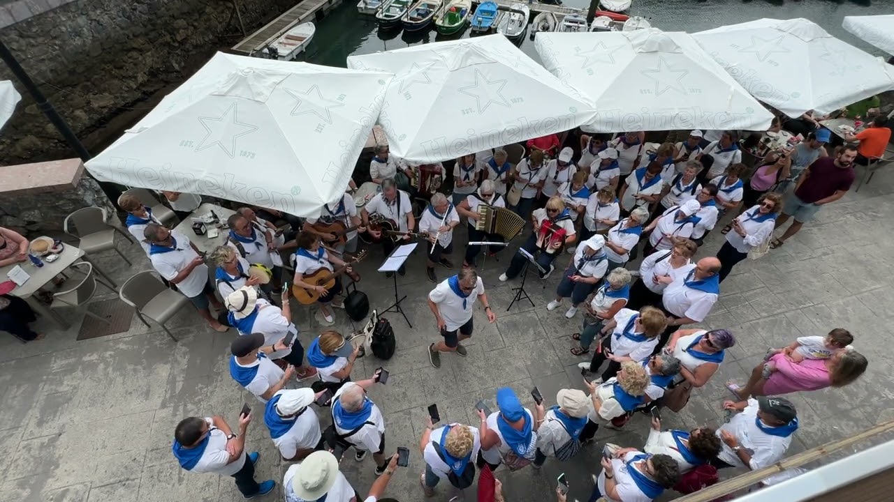 Atherynko zelaiak (The fiels of Athenry) Urdaibai Kantagunea