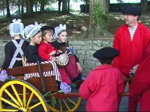 Fête des Brodeuses à Pont-l'Abbé (Bretagne)