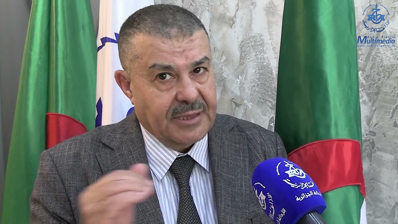 📢 تابعونا للمزيد من الأخبار :
🌐 موقعنا الإلكتروني:
🔗 news.radioalgerie.dz
📌 تابعونا على وسائل التواصل الاجتماعي:
📍 فيسبوك: https://www.facebook.com/radioalgerie.ar

📍 تويتر (إكس): https://x.com/radioalgerie

 لا تنسَ الإعجاب بالفيديو والاشتراك في القناة ليصلك كل جديد!