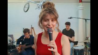 Gisèle - Screen Faces (Live at The Antique)