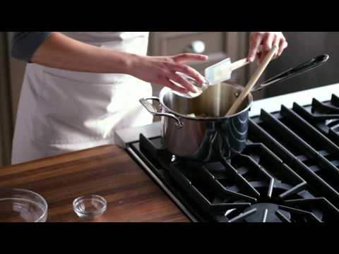 How to Make a Caramel Apple Pie, Part 2: The Filling | Williams-Sonoma