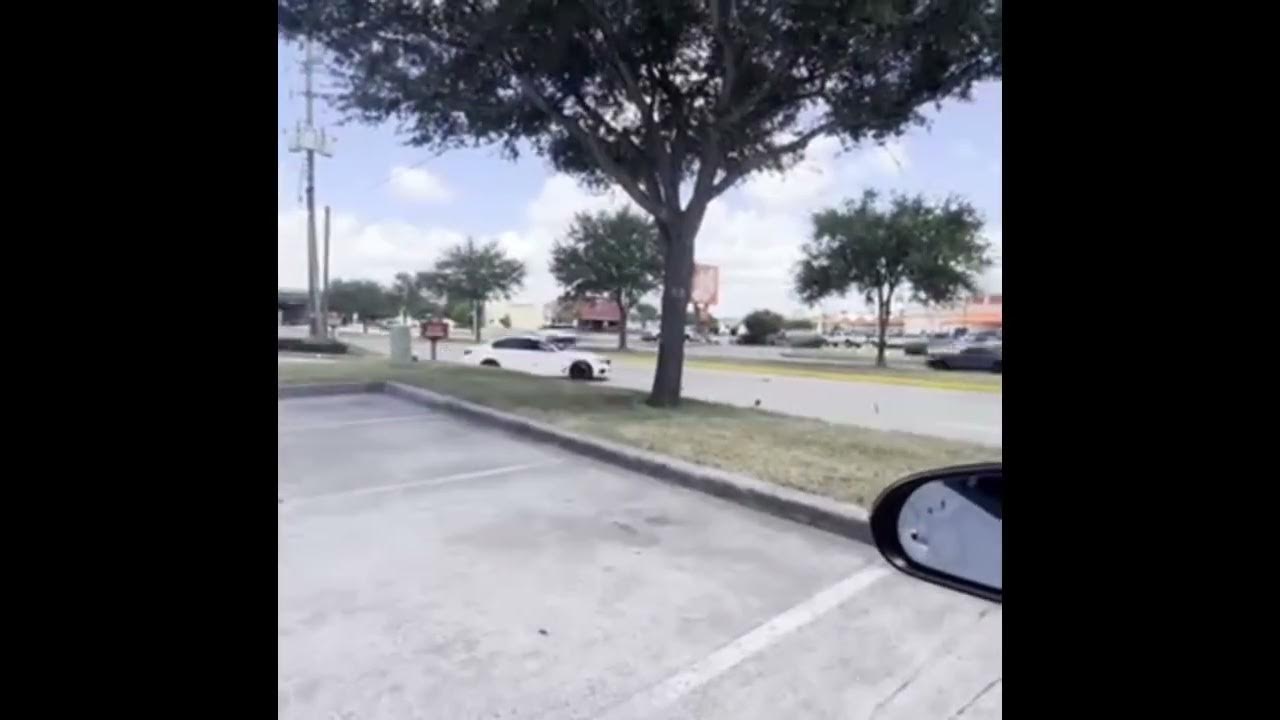 BMW M550i Catless Downpipes Resonator delete (stock tune) YouTube