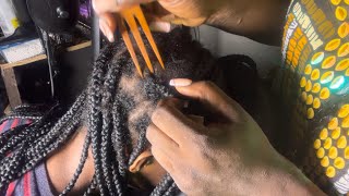 ASMR✨ULTRA SATISFYING OLD BRAID SCALP SCRATCHING ON MY COUSIN, SOFT WHIPER AND GUM SOUND. screenshot 3