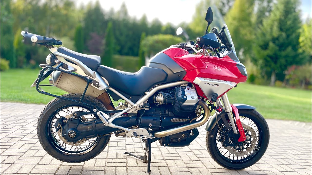 Moto Guzzi Stelvio 1200