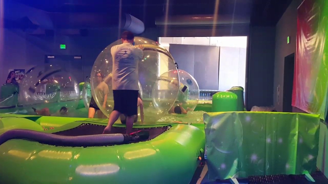 Ava Lucia Herrera in a bubble on water. DAN VINCENT MARTINIDAN