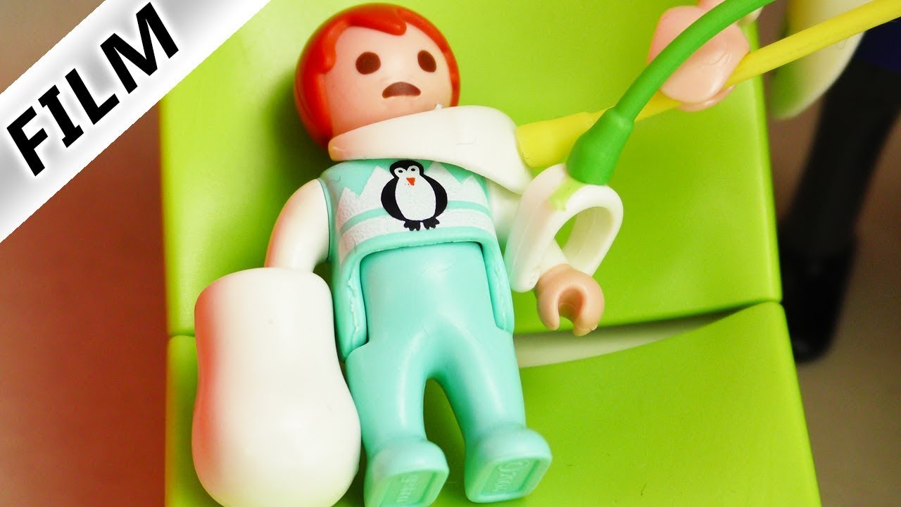 Playmobil Film Deutsch - EMMAS HAND-OP! FAMILIE VOGEL WIEDER IM KRANKENHAUS - Kinderfilm