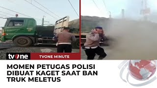 BIKIN KAGET! Detik-detik Ban Truk Meletus Nyaris Mengenai Petugas Polisi | tvOne Minute