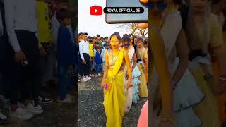 Nadi Dhade Vo Nilo Khet || New Adivasi Girls Dance || #shorts #viral #trend