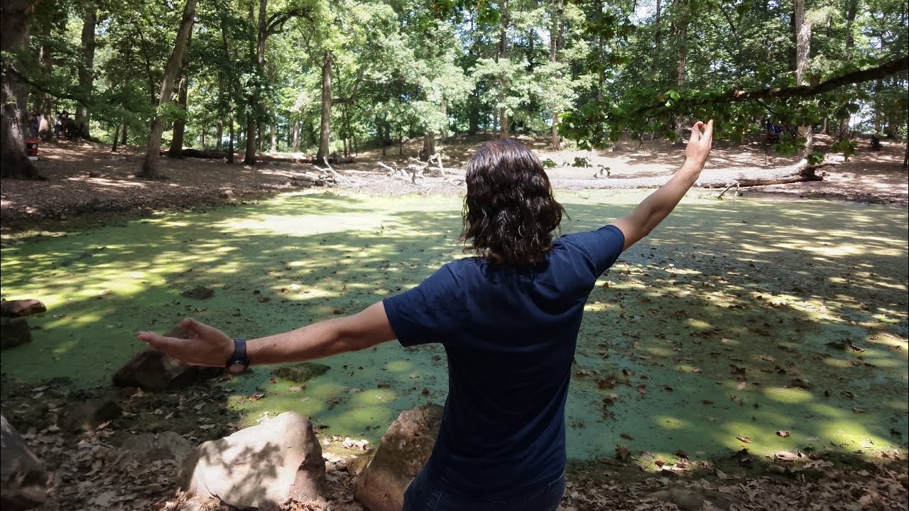 شاهد بحيرة Lac Vert الساحرة اعكورن بتيزي وزو .