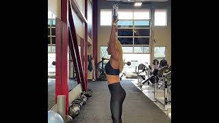 Barbell Overhead Shrug