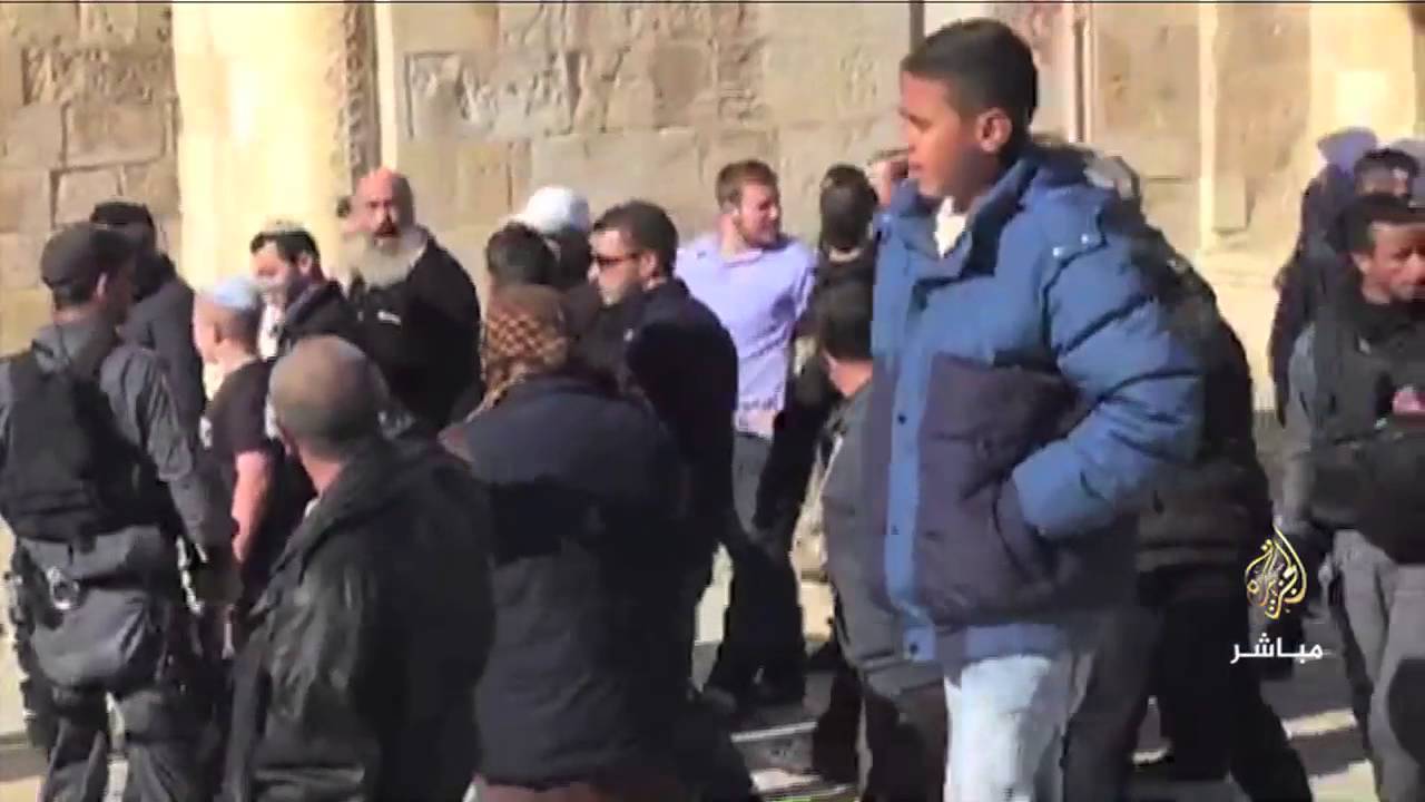إخراج المستوطنين كل صباح همّ المرابطين في المسجد الأقصي