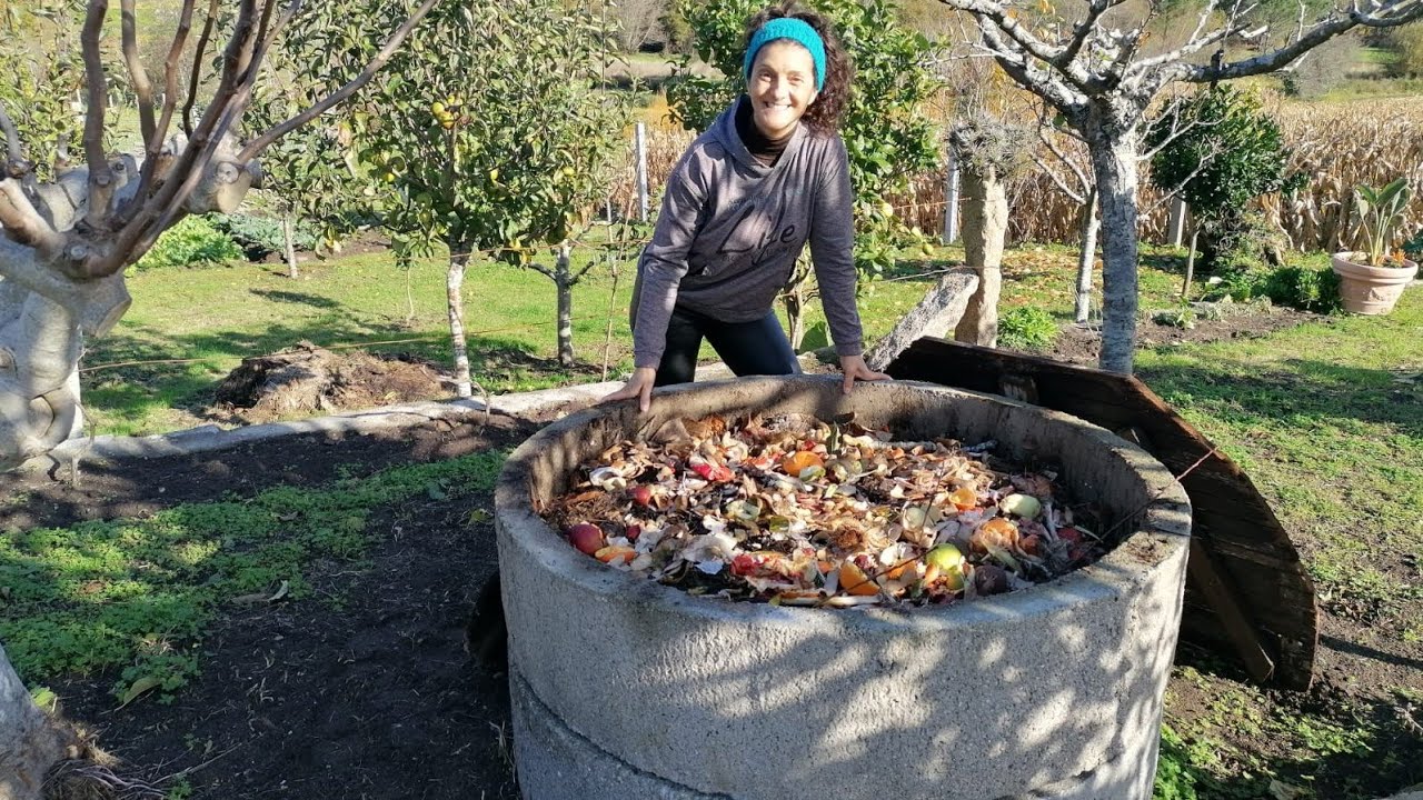 COMPOS CASERO.  Facendo unha composteira ♻️ 🌱 || {NUSKA}