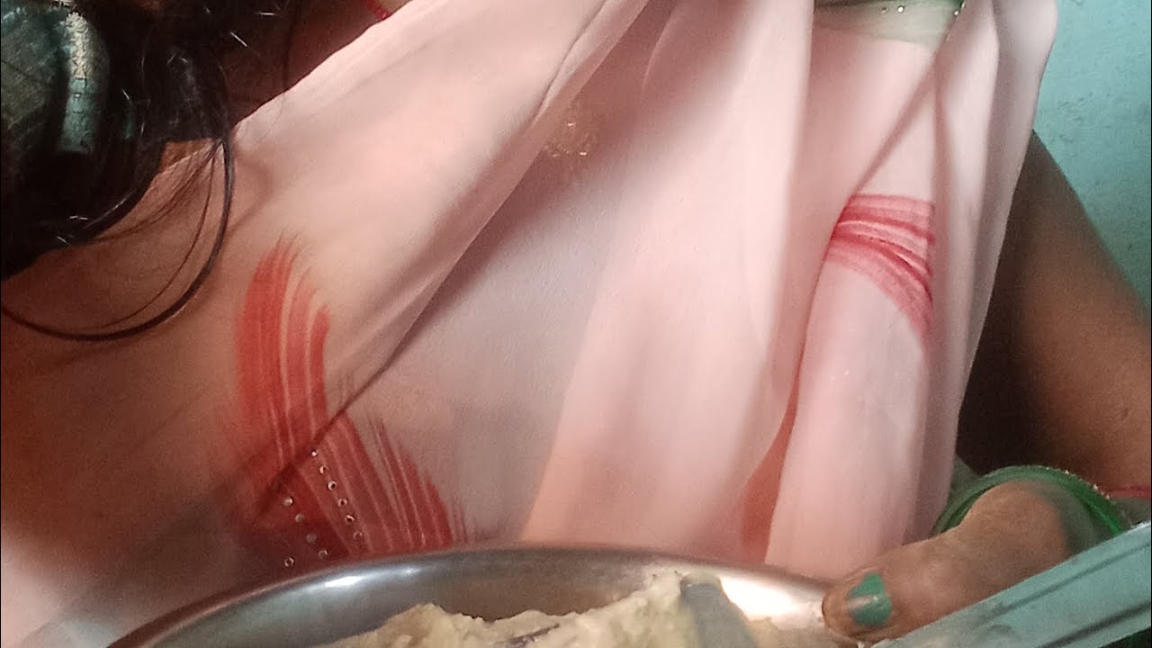 होली की तैयारी देखो हम खाया बना रहे हैं और होली के खुशियां मनाई मस्तीकरें#hashtag#mayadevidaily