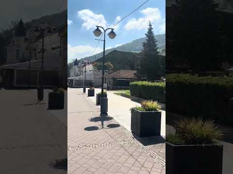 Trenčianske Teplice v plnej kráse: Zelená žaba, kúpele a turistika