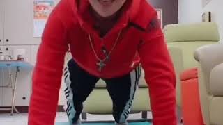 20200208潘美辰微博更新