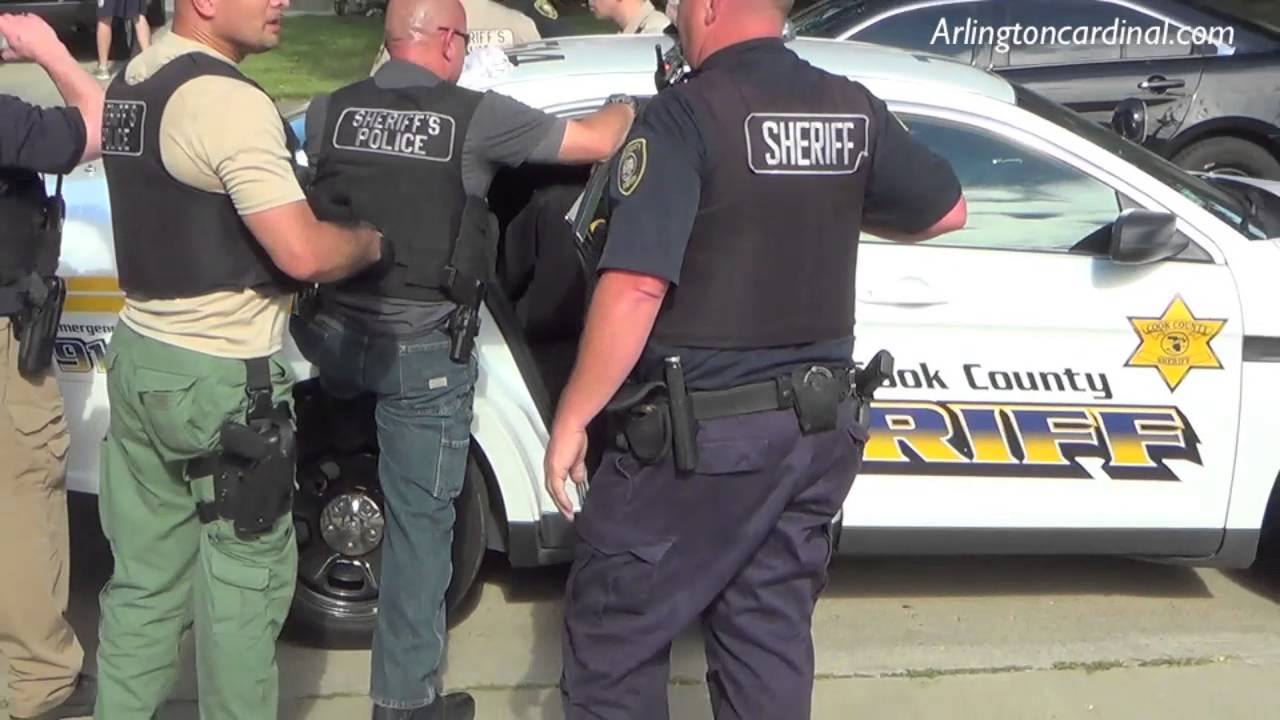 Manhunt and Suspect Captured After Cook County Courthouse Escape - YouTube