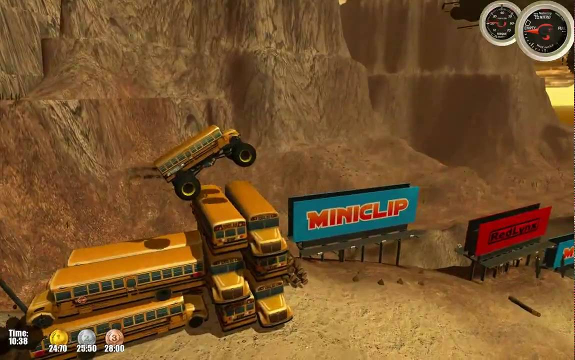 Monster trucks Nitro gameplay.