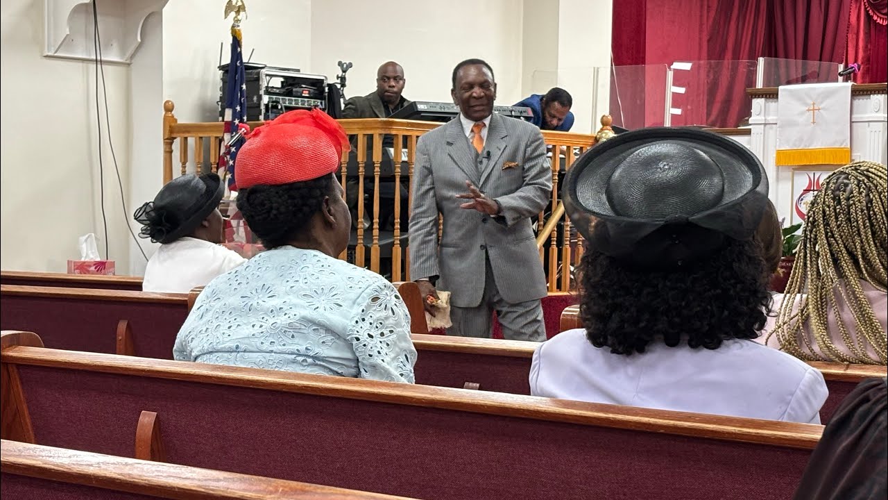 Dr CJ preaching the word of God amen - YouTube