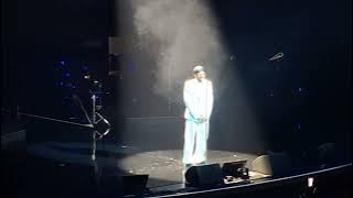 Maxwell live in Las Vegas 08/11/2023 did has thing awesome performance has voice is out of this word
