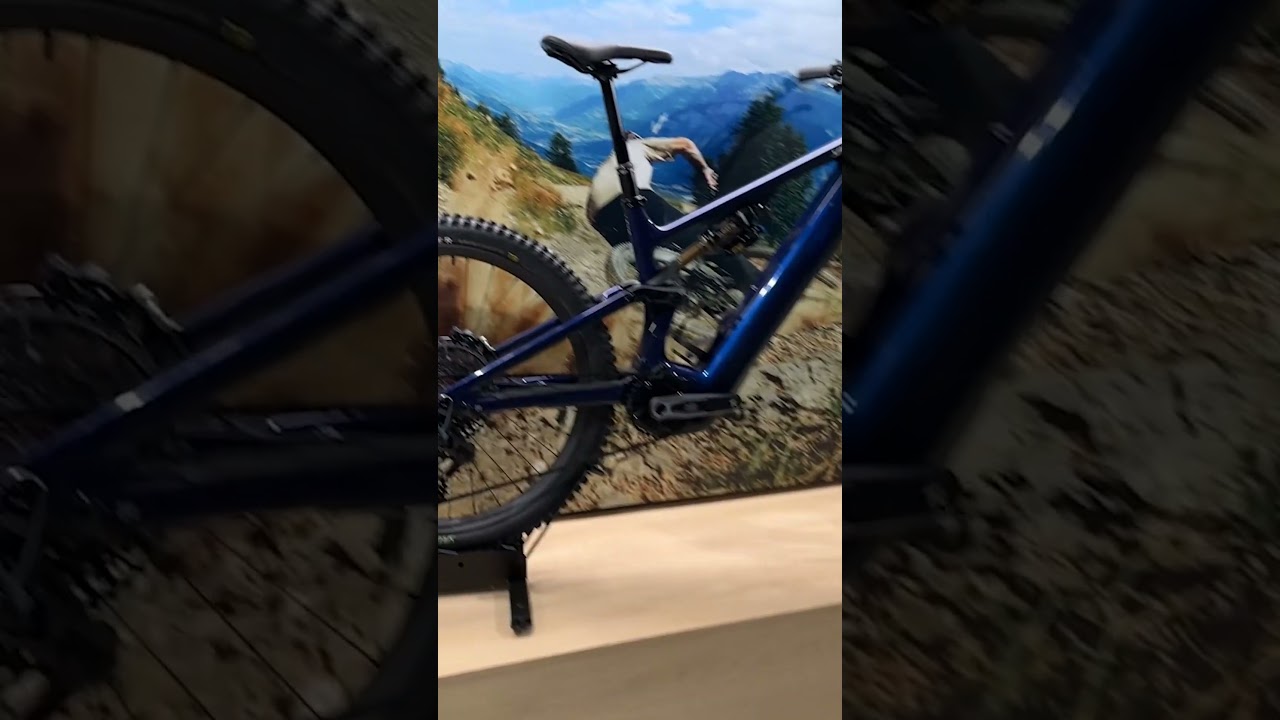 Cuatro generaciones ya de Specialized Turbo Levo… y todas aquí!! 