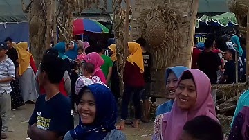 ANGKLUNG JOGJA RAMAIKAN FESTIVAL JERAMI BANJAREJO GABUS GROBOGAN .