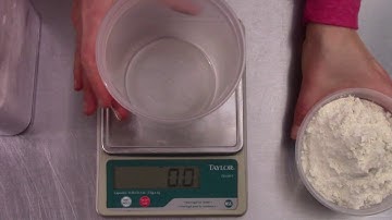 Scale: How to measure using a scale in baking.