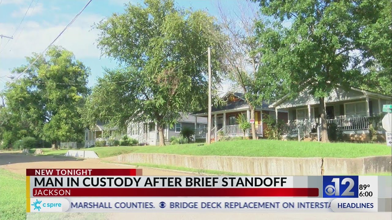 Man in custody after brief standoff in Jackson - YouTube