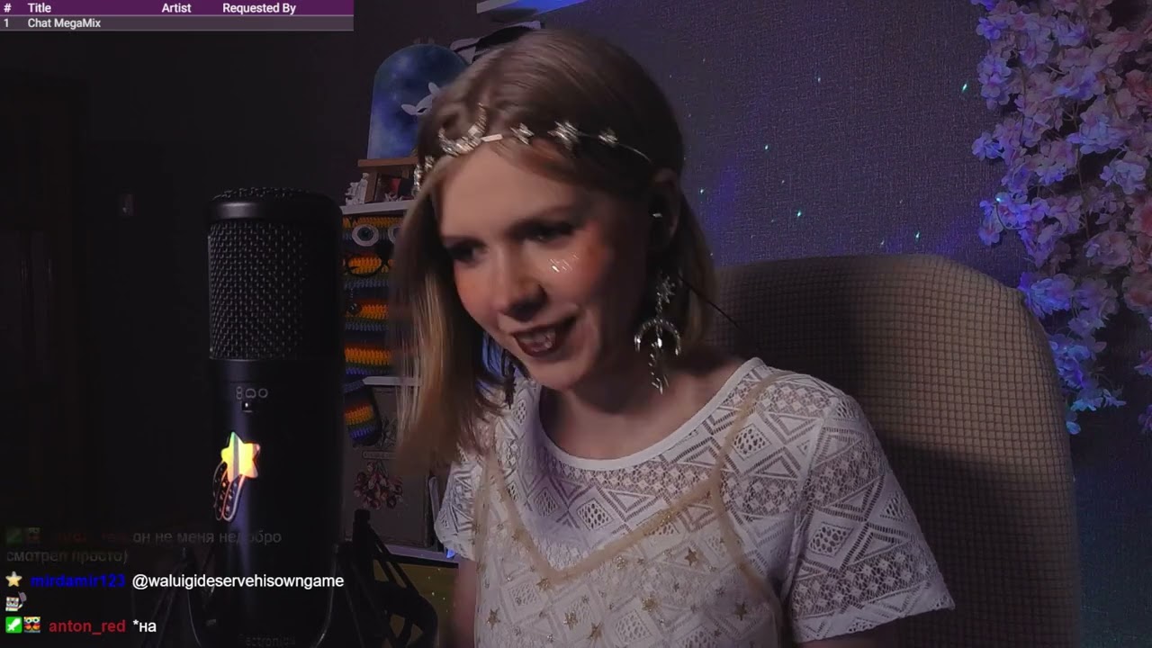 30.08.2025 - музыкальный стрим на твиче. Пою вживую под пианино. Каверы и авторские песни