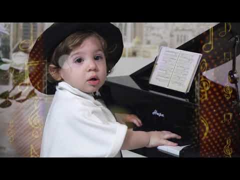 პიკოლო სტუდია ჩენი პიანისტი იუბილარი