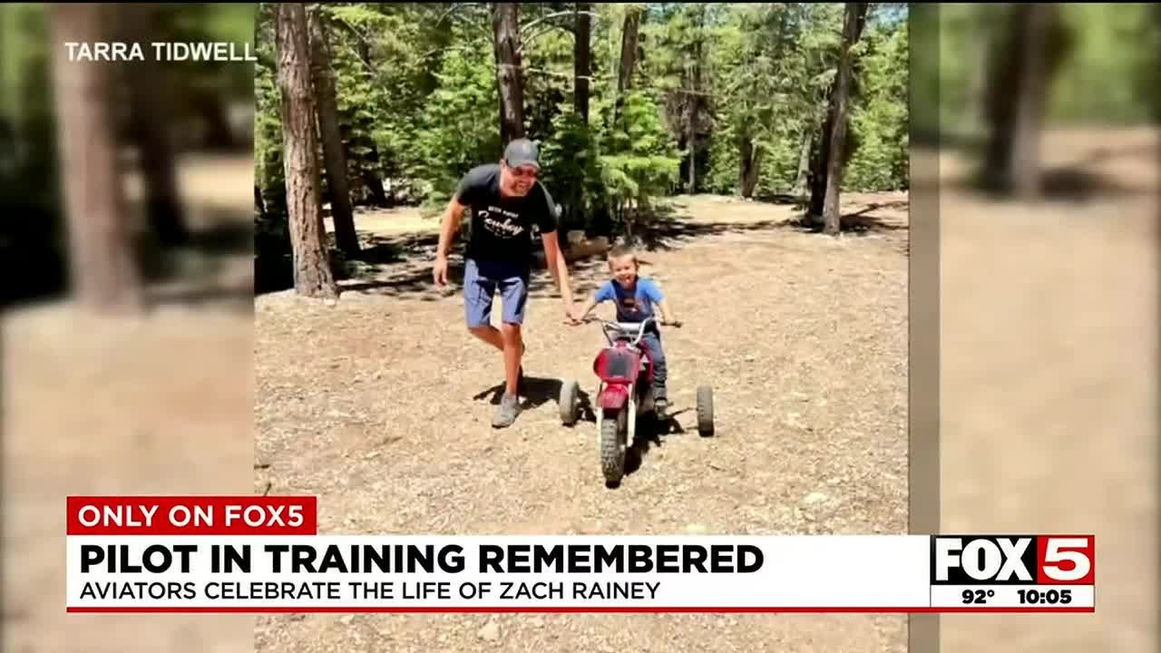 Aviators host family of North Las Vegas plane crash victim YouTube