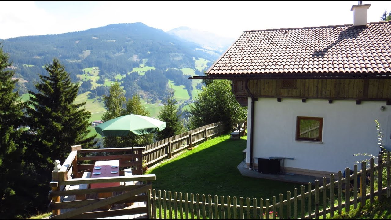 Sommer in Tirol / Bertlhütte in Kolsassberg